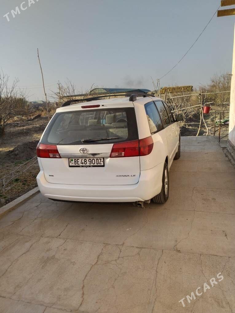 Toyota Sienna 2005 - 180 000 TMT - Daşoguz - img 1