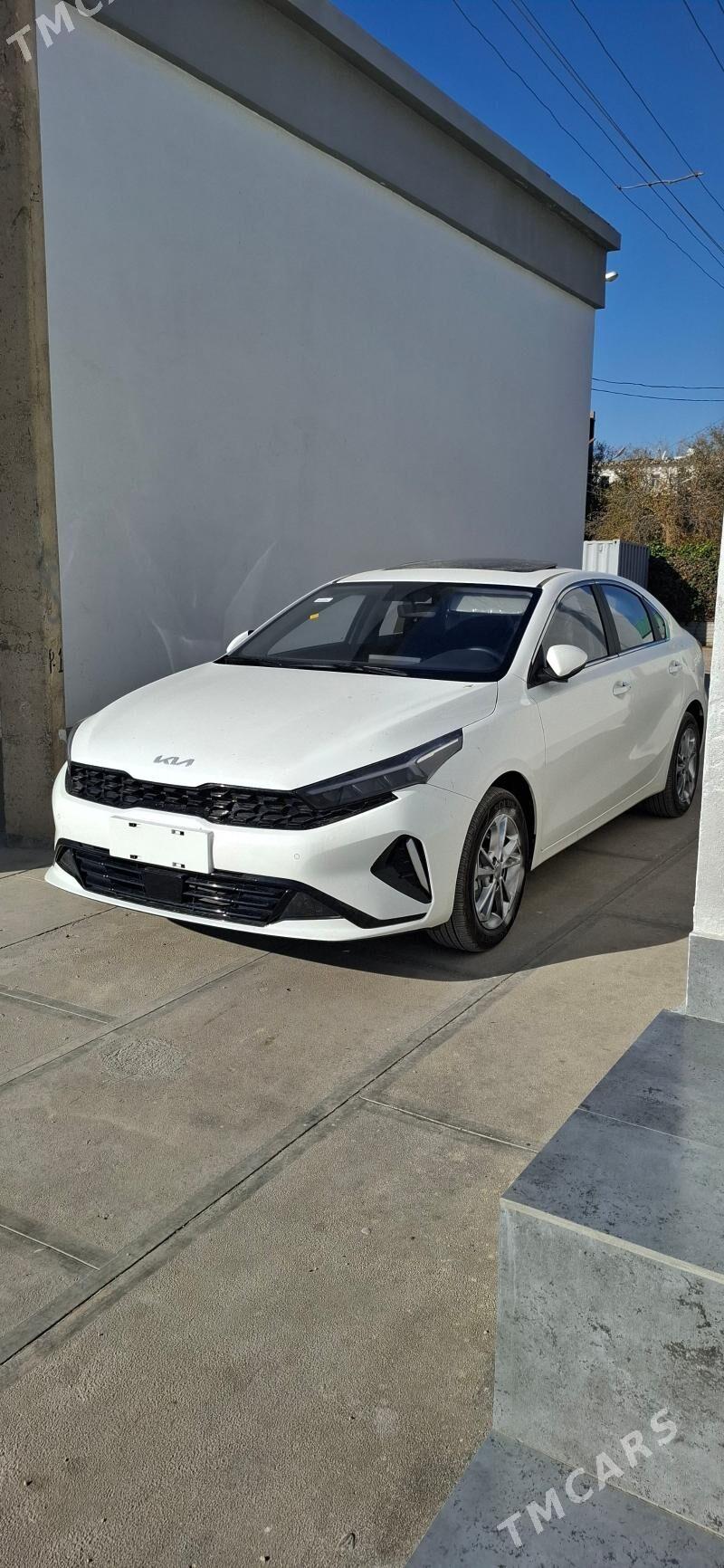 Kia K3 2025 - 300 000 TMT - Balkanabat - img 1