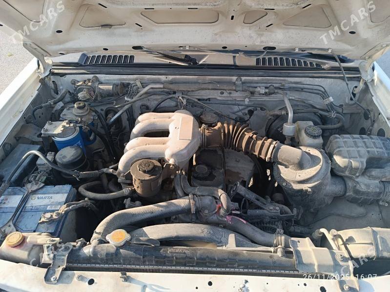 Nissan Navara 2004 - 90 000 TMT - Ашхабад - img 5