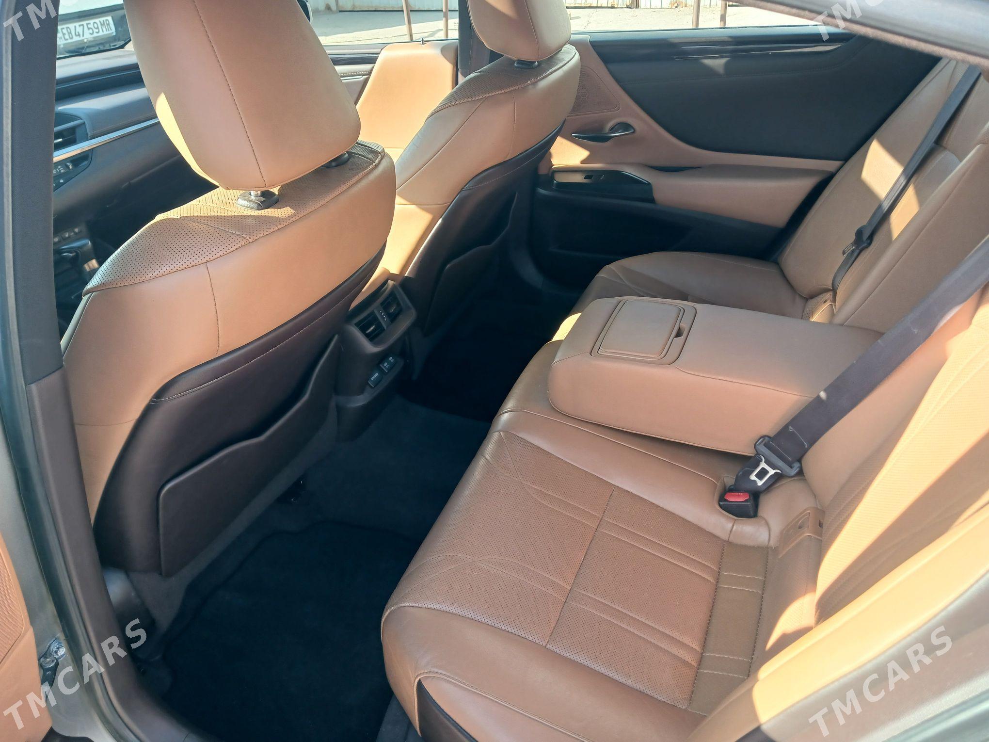 Lexus ES 350 2019 - 525 000 TMT - Мары - img 2