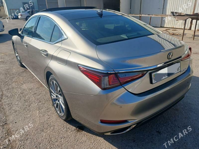 Lexus ES 350 2019 - 525 000 TMT - Мары - img 4