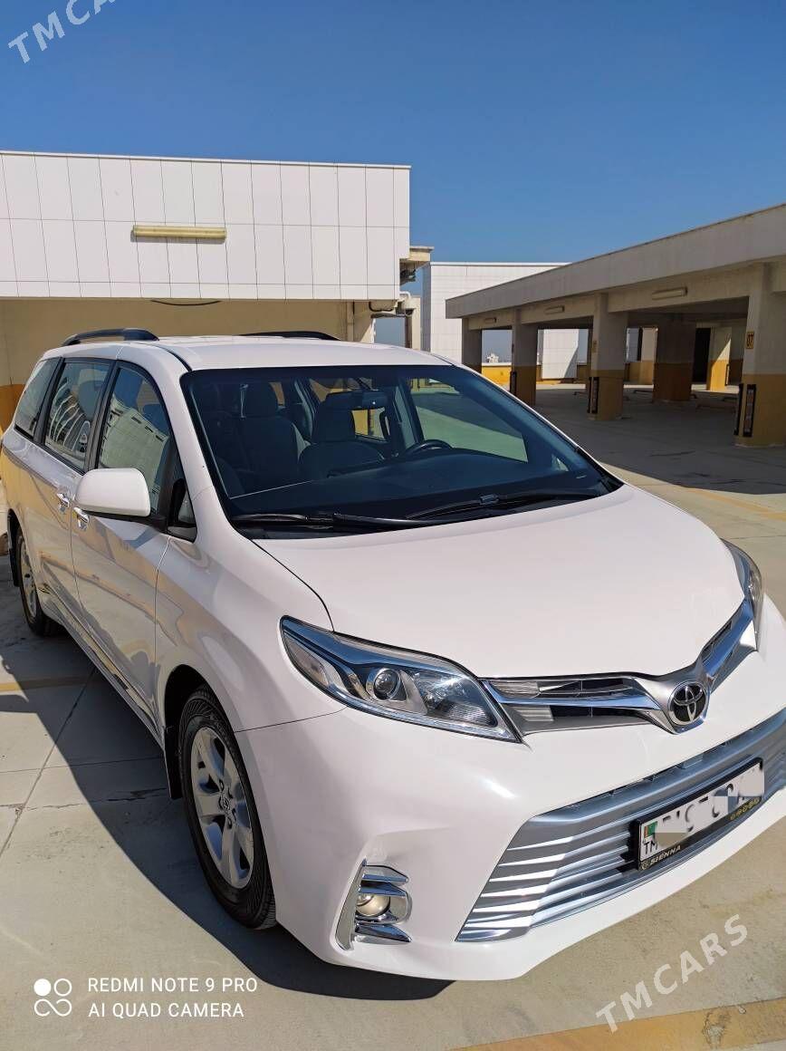 Toyota Sienna 2017 - 357 000 TMT - Мир 2 - img 3