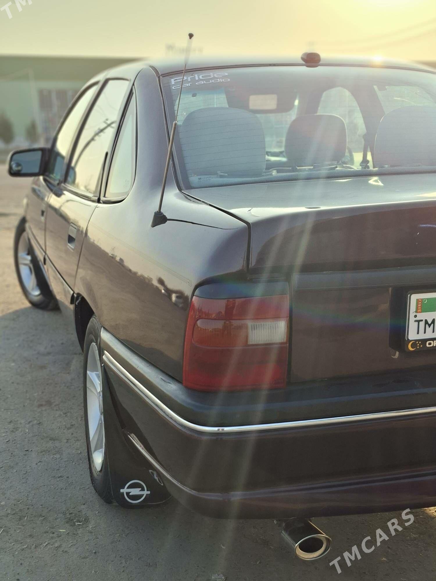 Opel Vectra 1993 - 60 000 TMT - Дашогуз - img 3