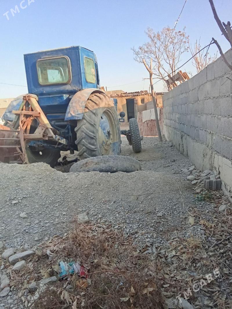 MTZ 80 1997 - 20 000 TMT - Bäherden - img 3