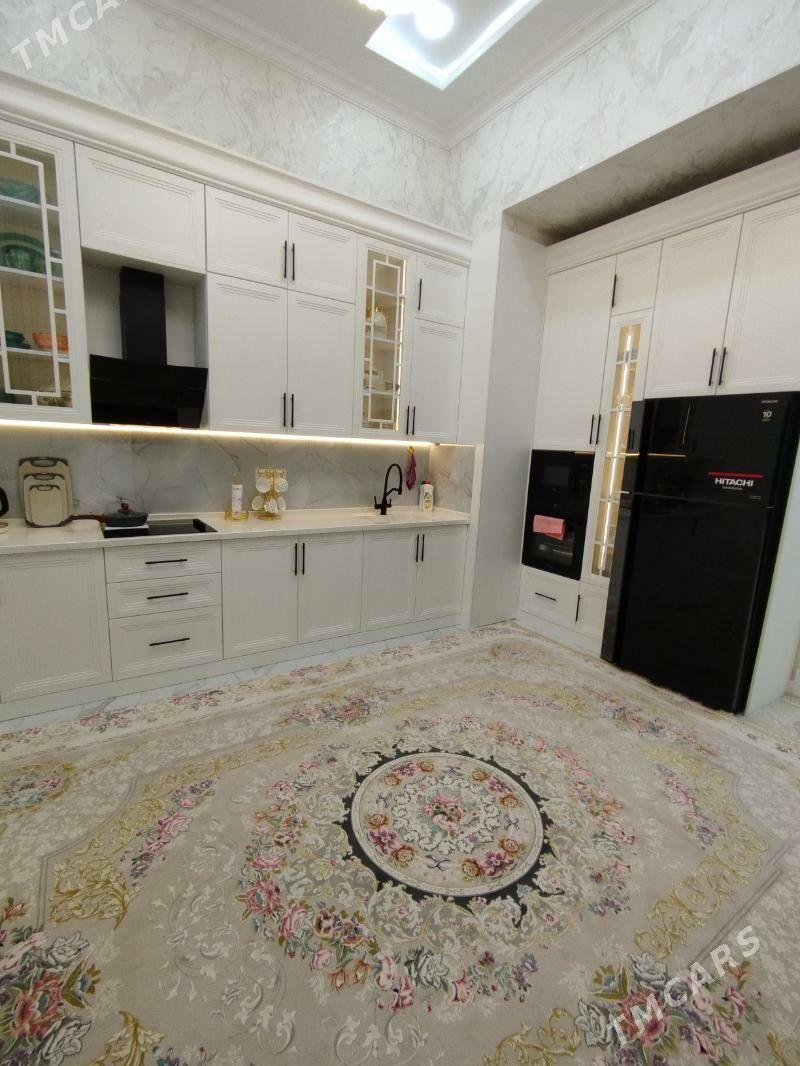 Moskovskiy Elitka - Moskowskiý köç. (10 ýyl abadançylyk şaýoly) - img 6