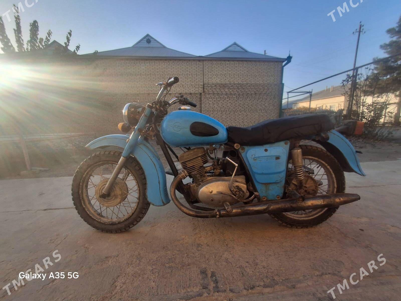 Iž Planeta 4 1992 - 7 000 TMT - Мургап - img 2