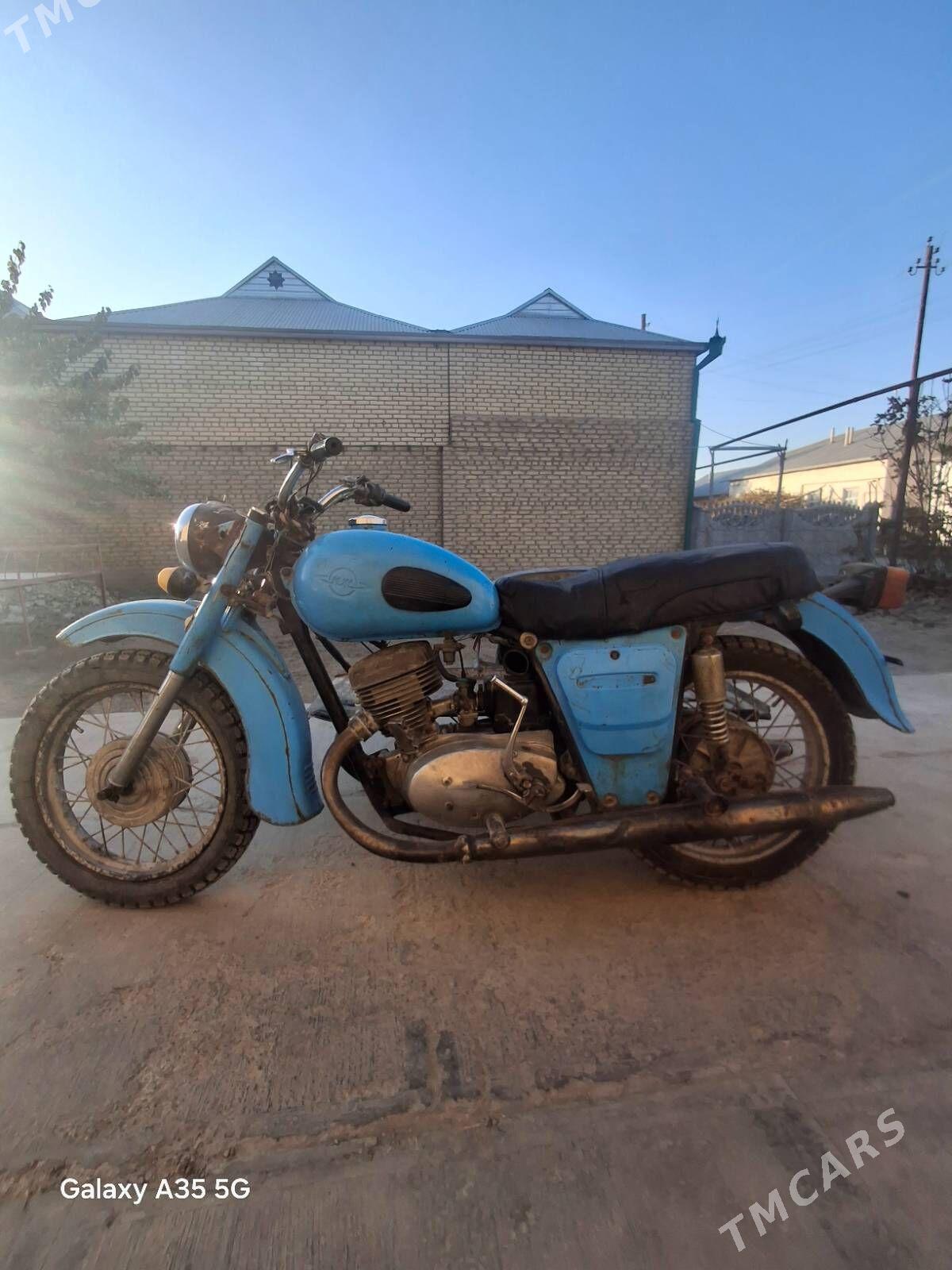 Iž Planeta 4 1992 - 7 000 TMT - Мургап - img 3