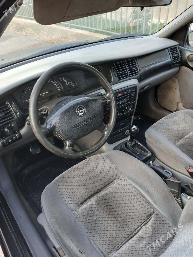 Opel Vectra 1996 - 45 000 TMT - Дашогуз - img 4