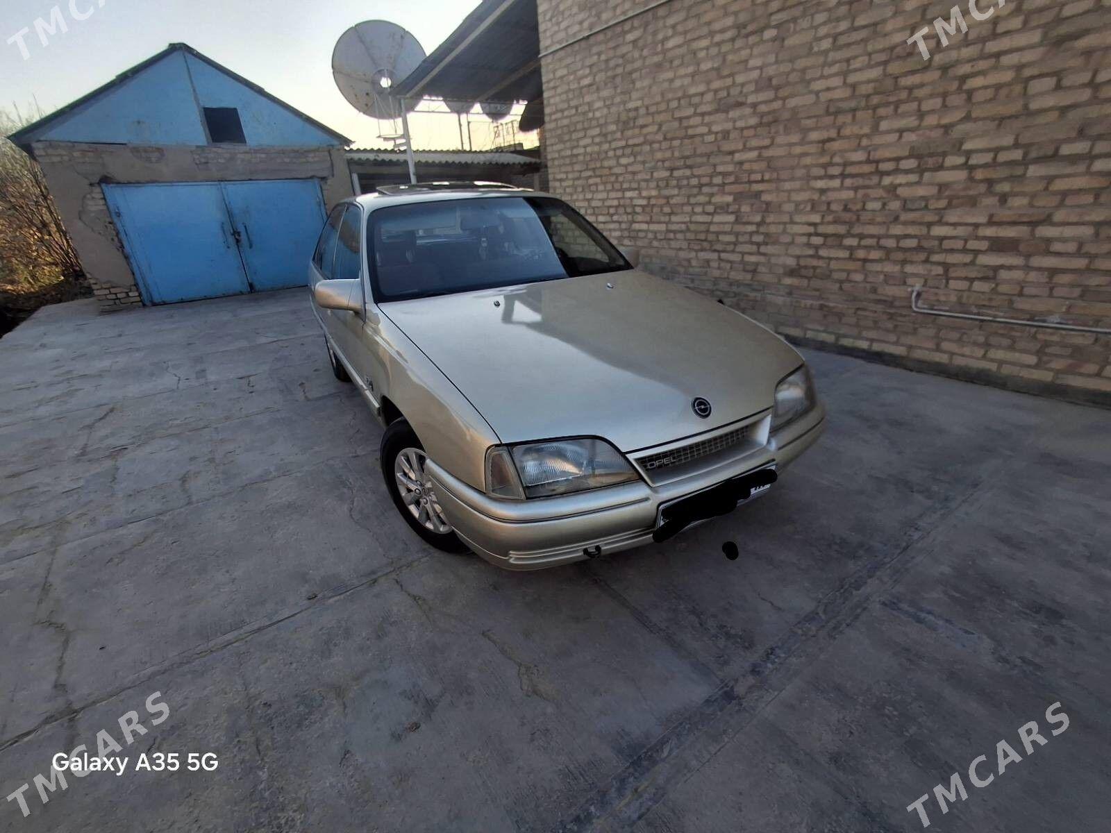 Opel Omega 1989 - 32 000 TMT - Мургап - img 8