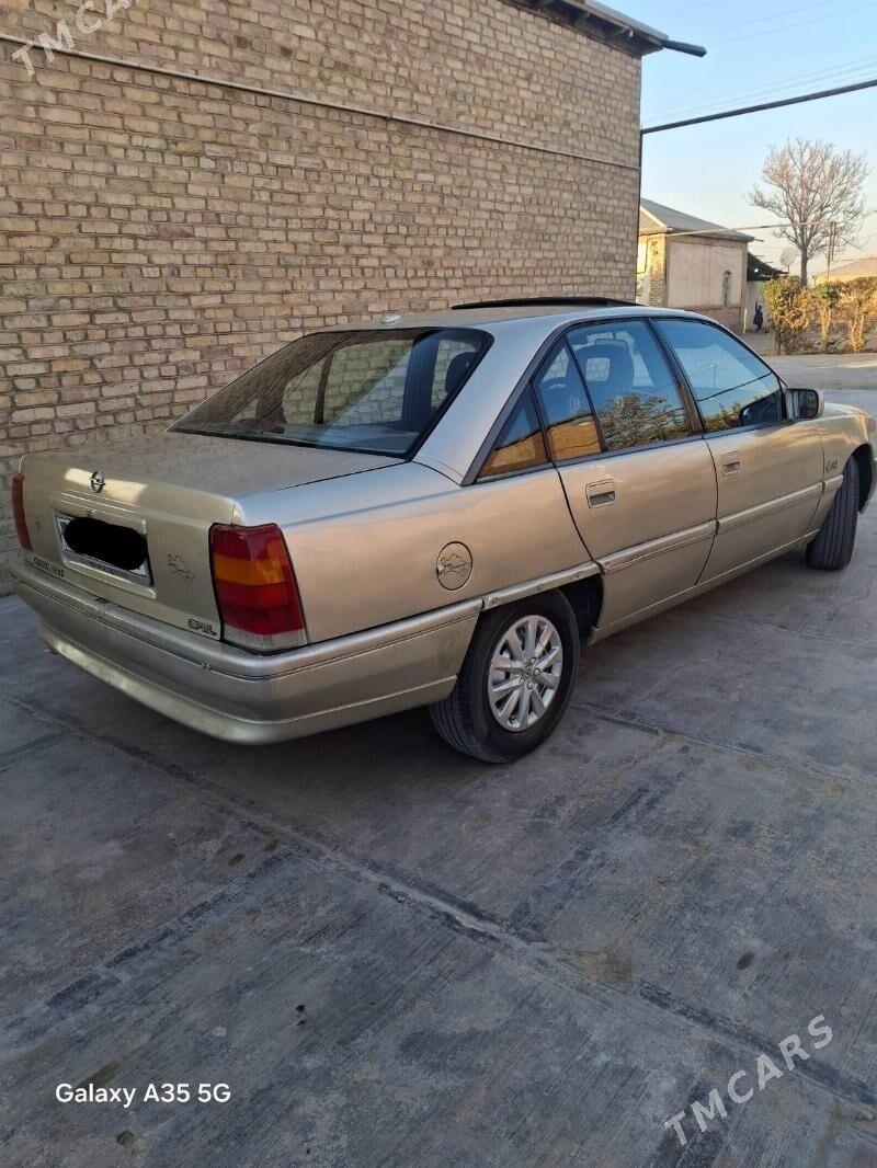 Opel Omega 1989 - 32 000 TMT - Мургап - img 3