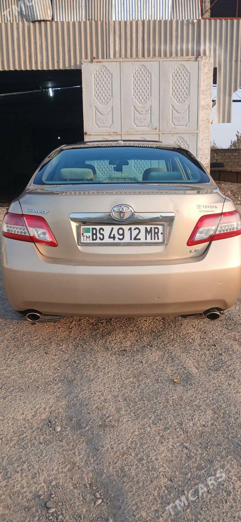 Toyota Camry 2010 - 230 000 TMT - Gyzylarbat - img 4