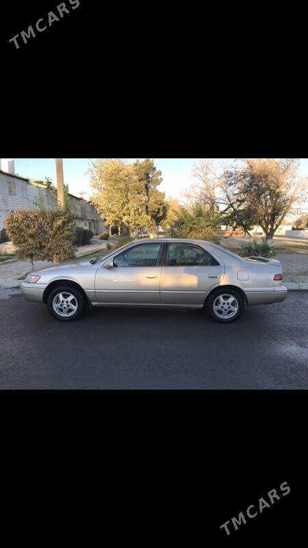 Toyota Camry 1999 - 140 000 TMT - Гёкдепе - img 9
