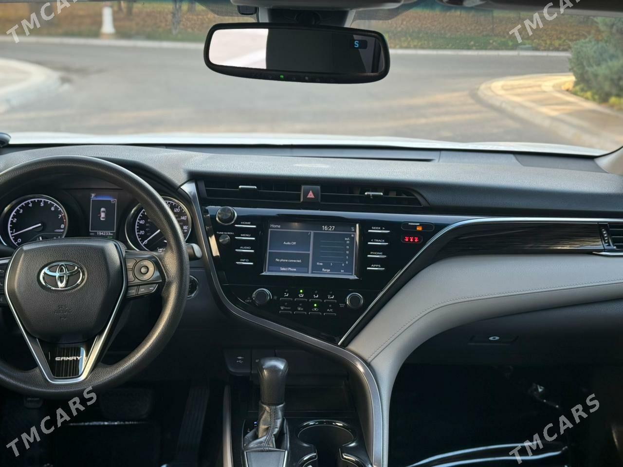 Toyota Camry 2018 - 351 000 TMT - Aşgabat - img 9