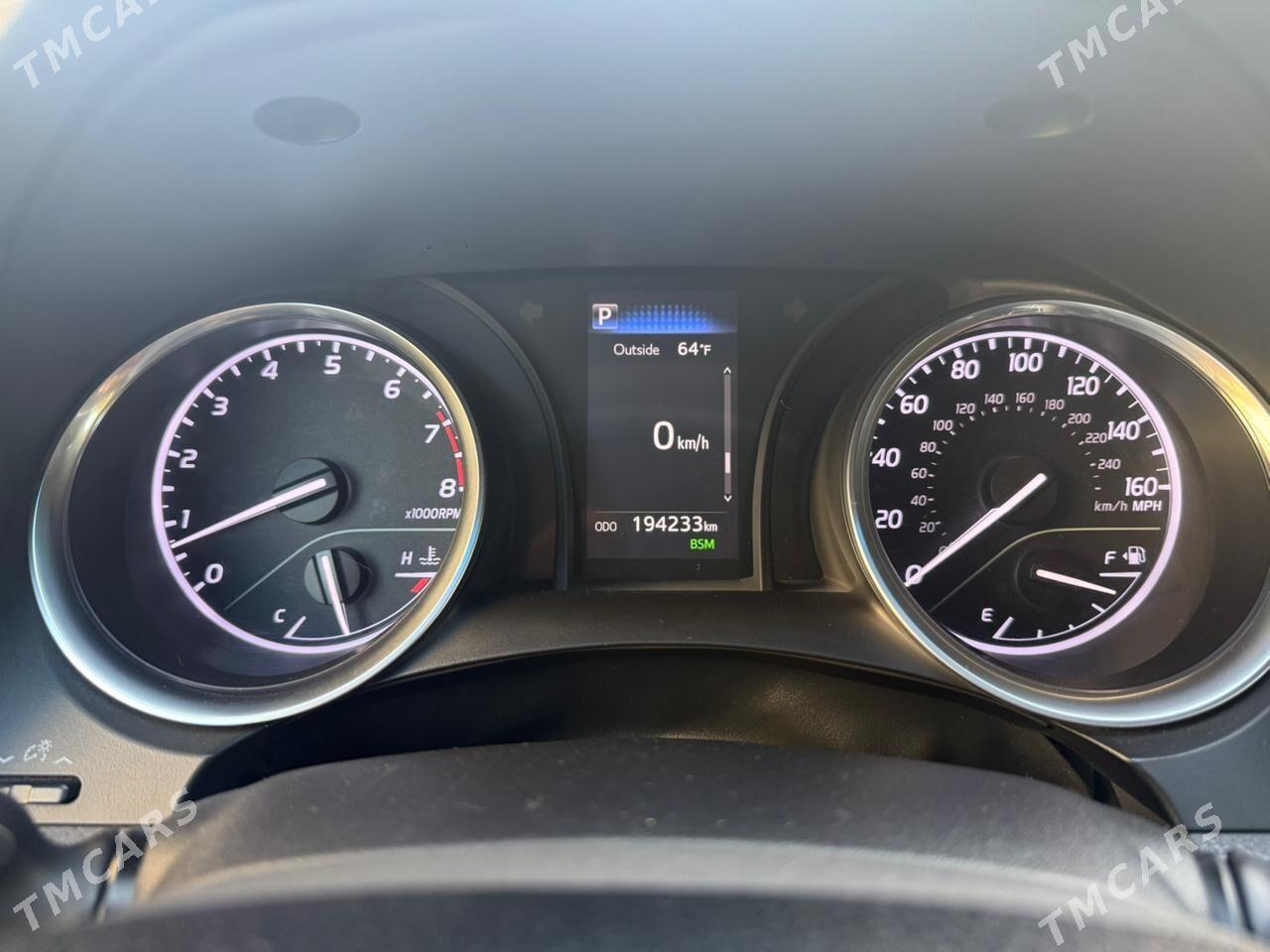 Toyota Camry 2018 - 351 000 TMT - Aşgabat - img 10