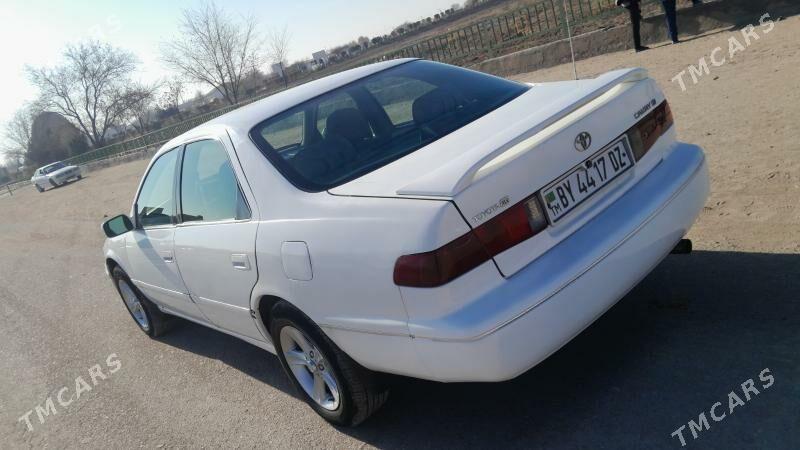 Toyota Camry 2000 - 130 000 TMT - Кёнеургенч - img 3