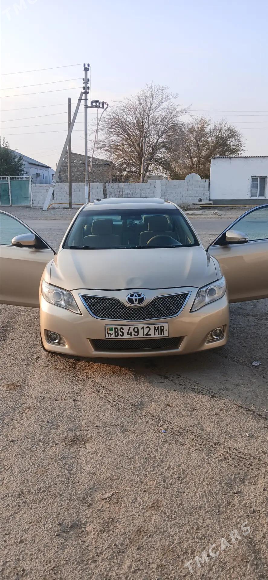 Toyota Camry 2010 - 230 000 TMT - Gyzylarbat - img 5