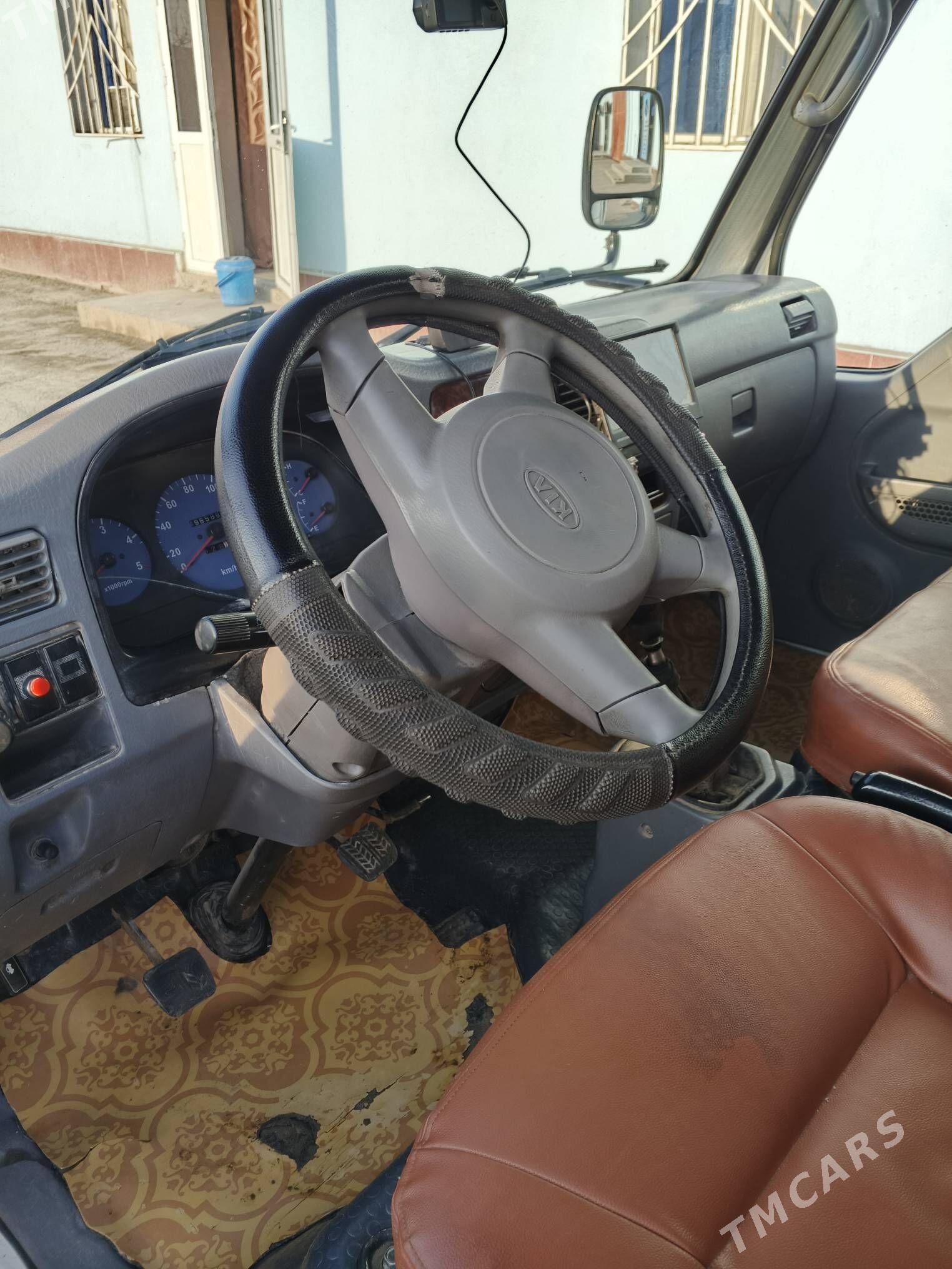 Kia Bongo 2003 - 100 000 TMT - Шабатский этрап - img 3