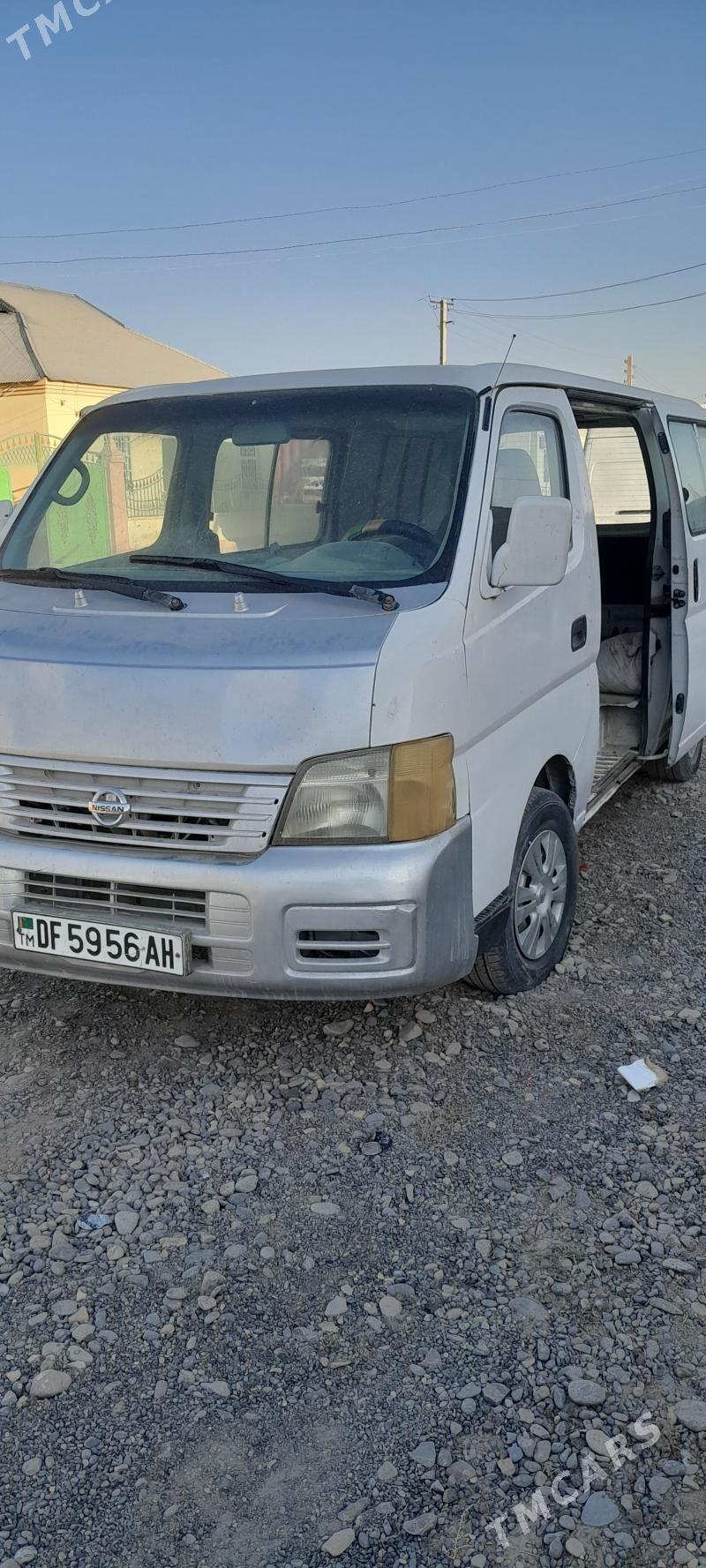 Nissan Urvan 2005 - 110 000 TMT - Кака - img 5