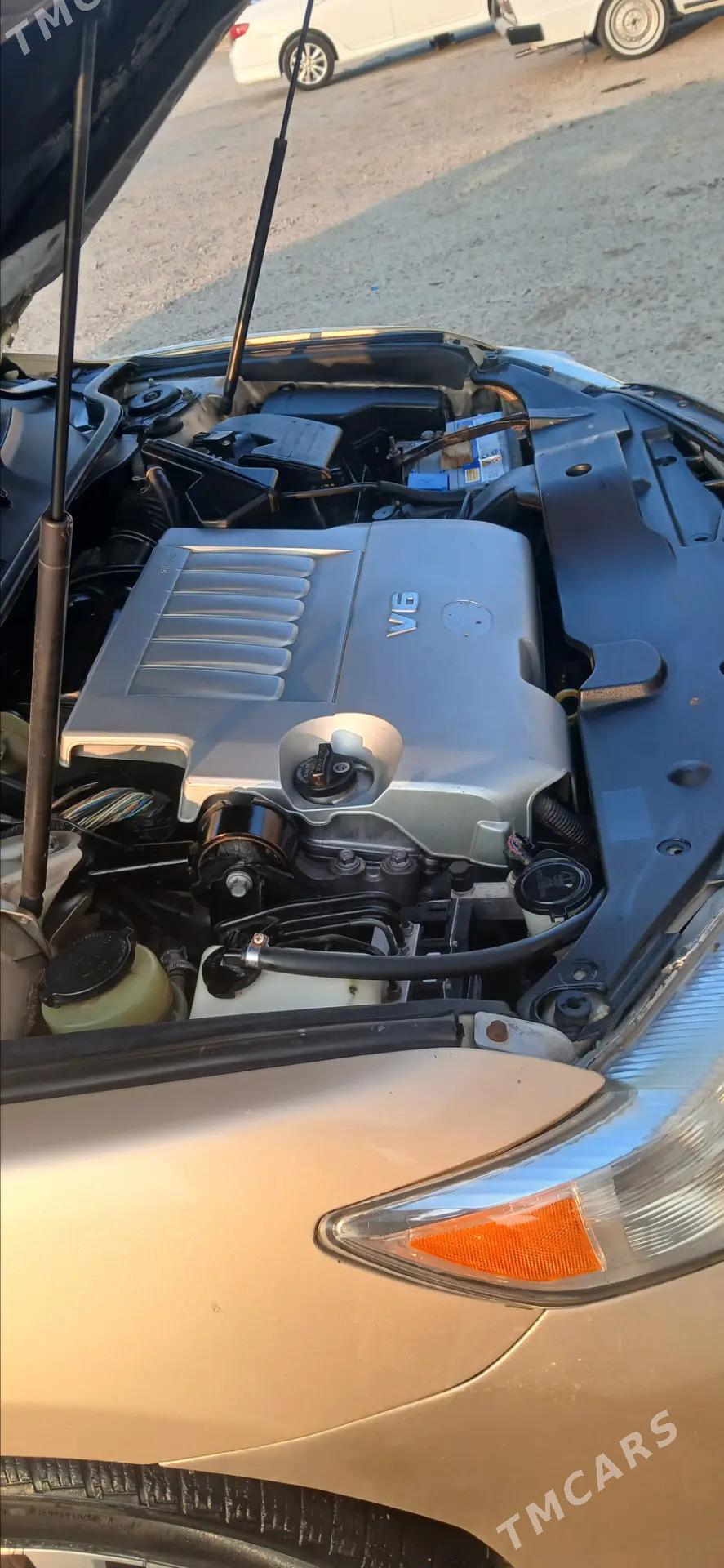 Toyota Camry 2010 - 230 000 TMT - Gyzylarbat - img 3