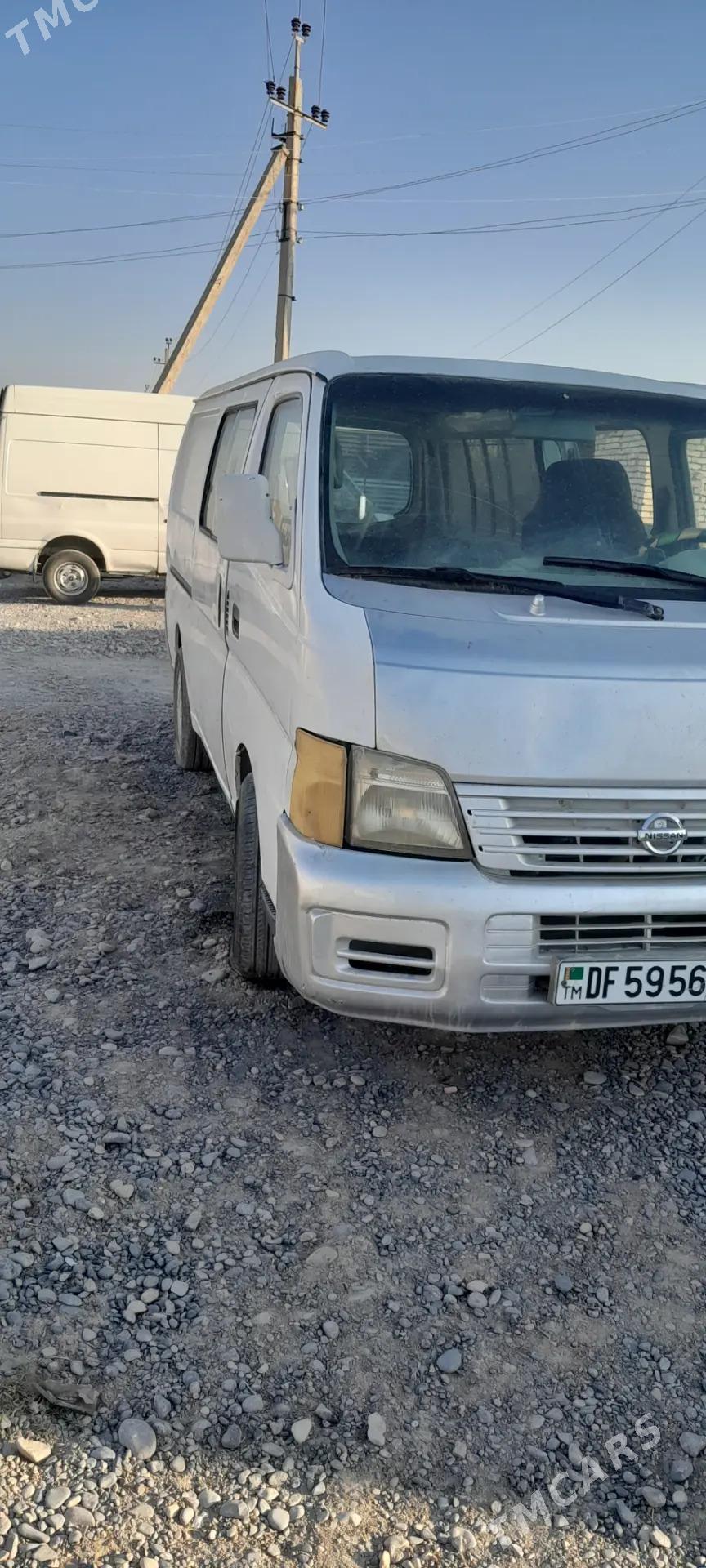 Nissan Urvan 2005 - 110 000 TMT - Кака - img 2