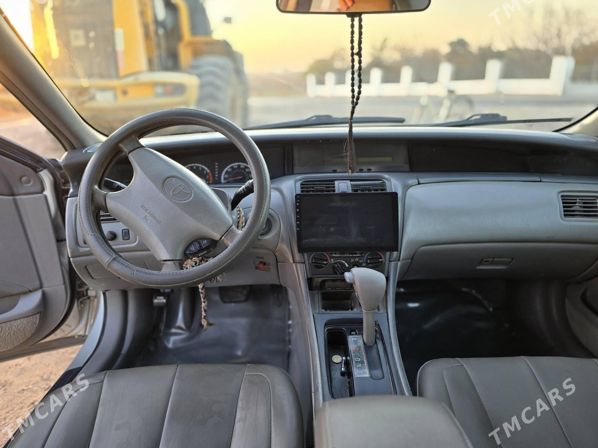 Toyota Avalon 2001 - 180 000 TMT - Ёлётен - img 3