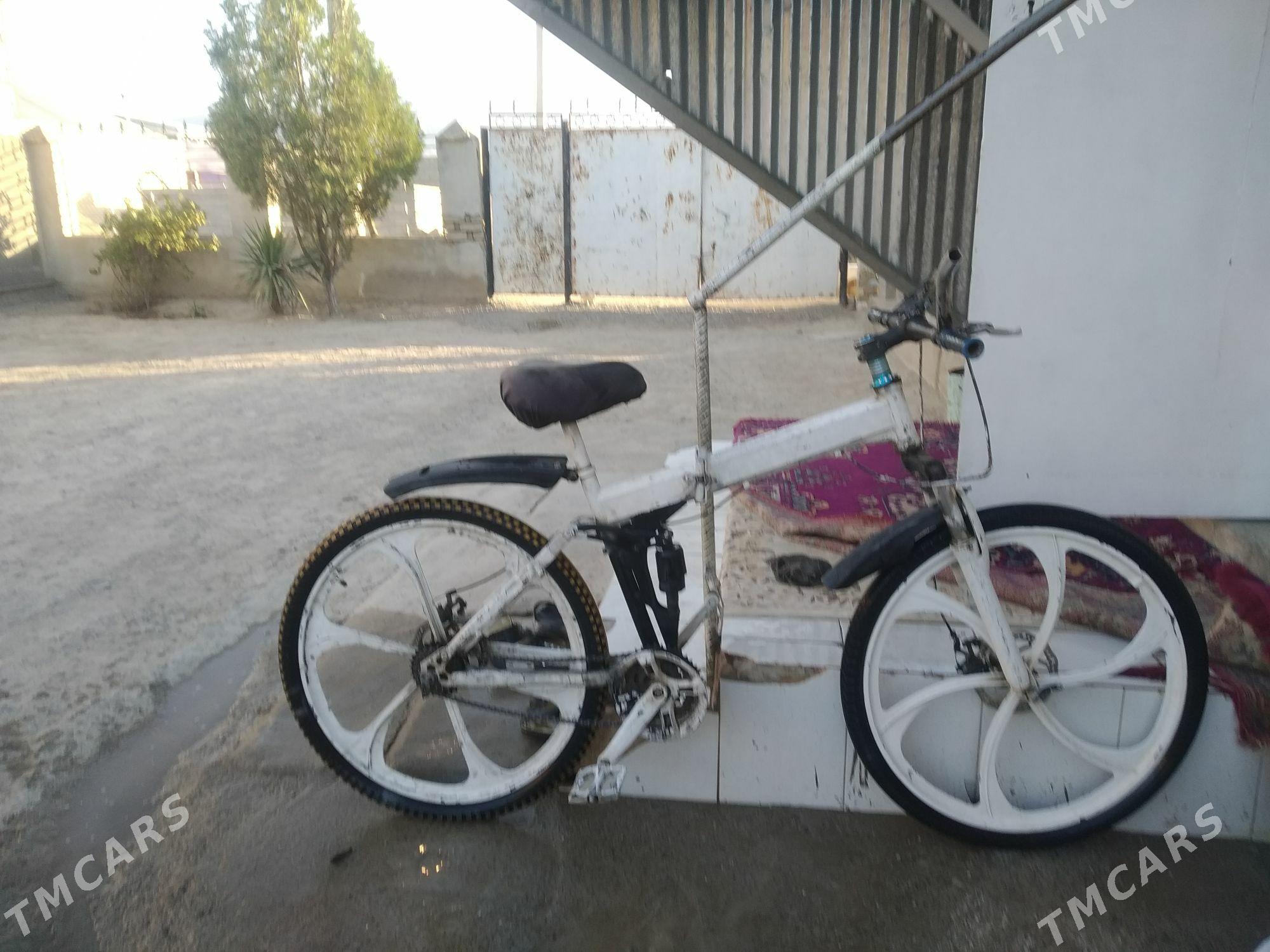 Mersedes Benz - Бахарден - img 3