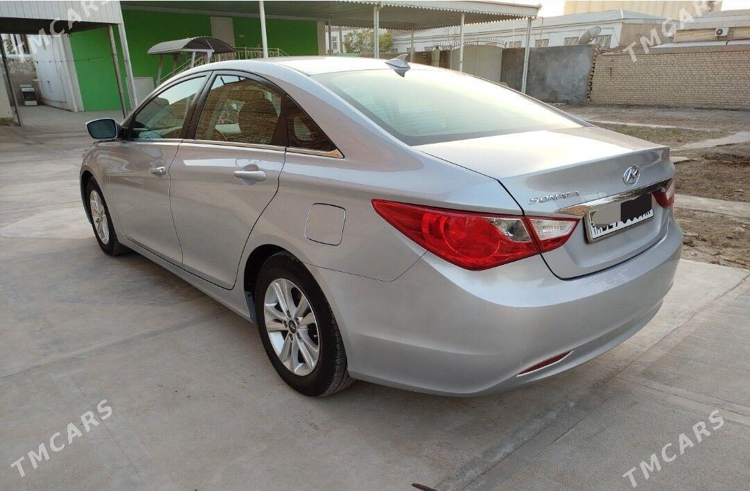 Hyundai Sonata 2011 - 145 000 TMT - Мары - img 6