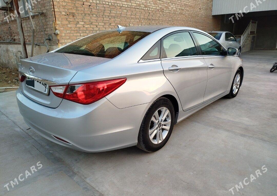 Hyundai Sonata 2011 - 145 000 TMT - Мары - img 4