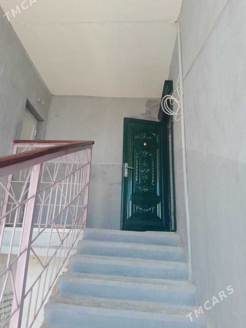 JAY - Кёнеургенч - img 1