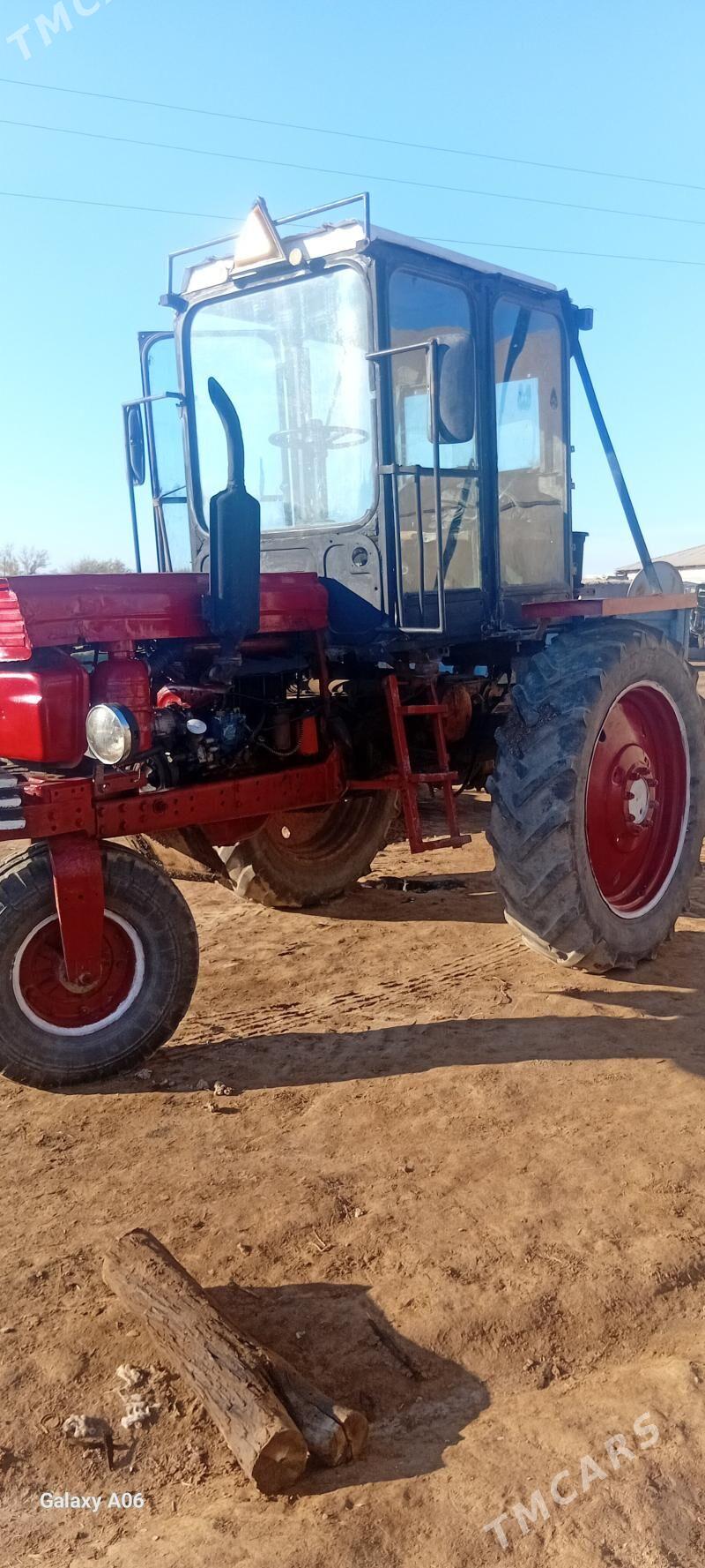 MTZ T-28 1992 - 30 000 TMT - Türkmenbaşy etr. - img 4