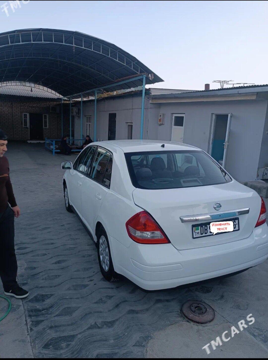 Nissan Versa 2010 - 118 000 TMT - Hitrowka - img 2