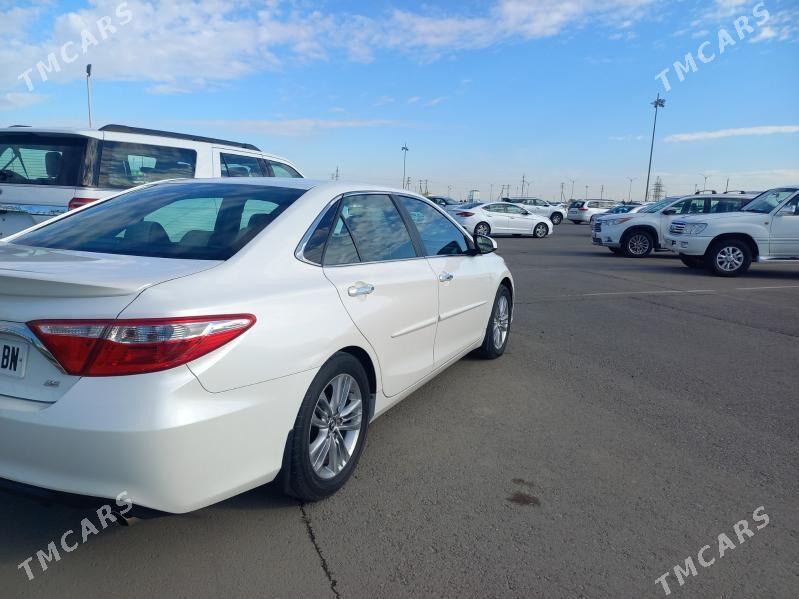 Toyota Camry 2017 - 303 000 TMT - Gyzylarbat - img 4