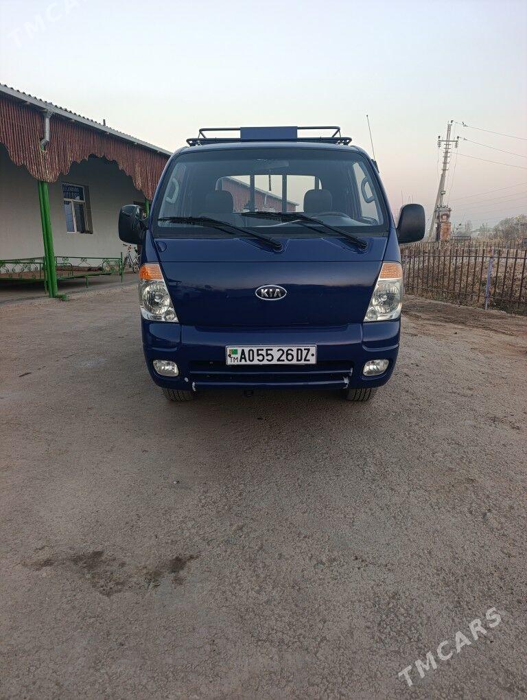 Kia Bongo 2008 - 180 000 TMT - Дашогуз - img 7