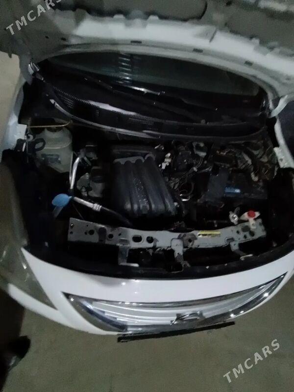 Nissan Versa 2012 - 95 000 TMT - Bäherden - img 7