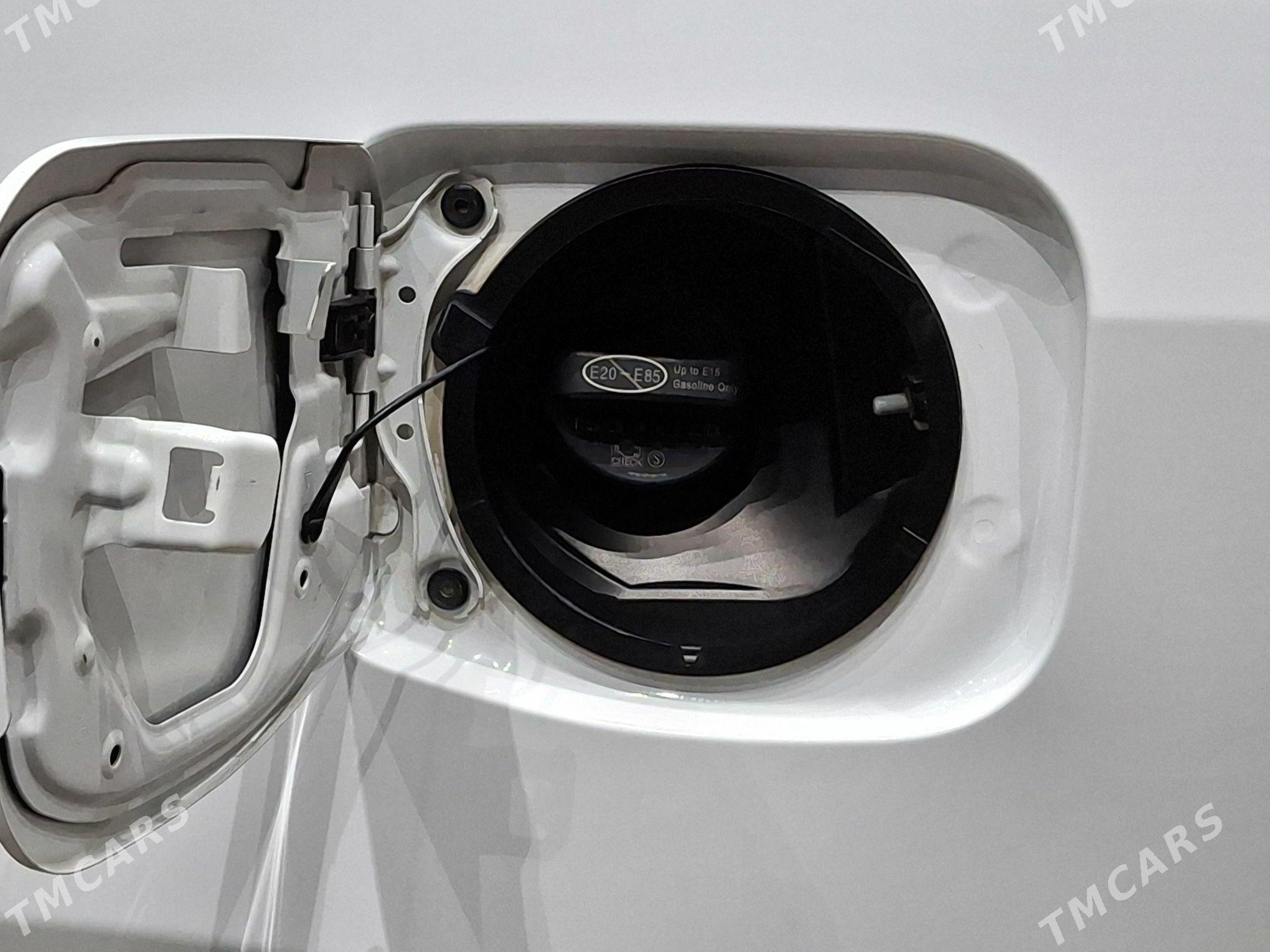 Toyota Corolla 2014 - 197 000 TMT - Туркменабат - img 10