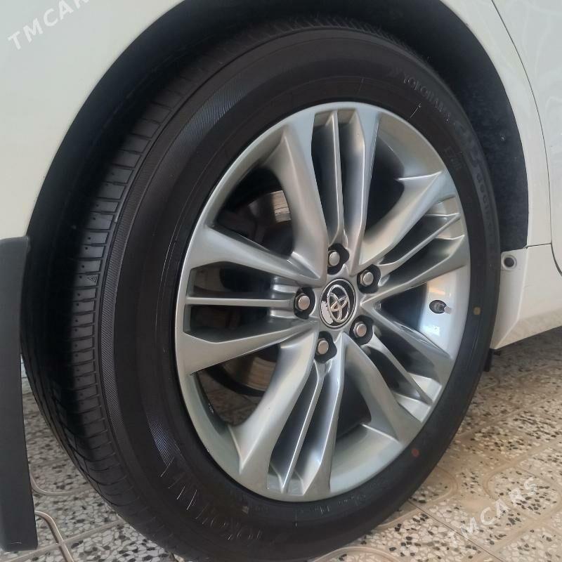 Toyota Camry 2017 - 303 000 TMT - Gyzylarbat - img 10