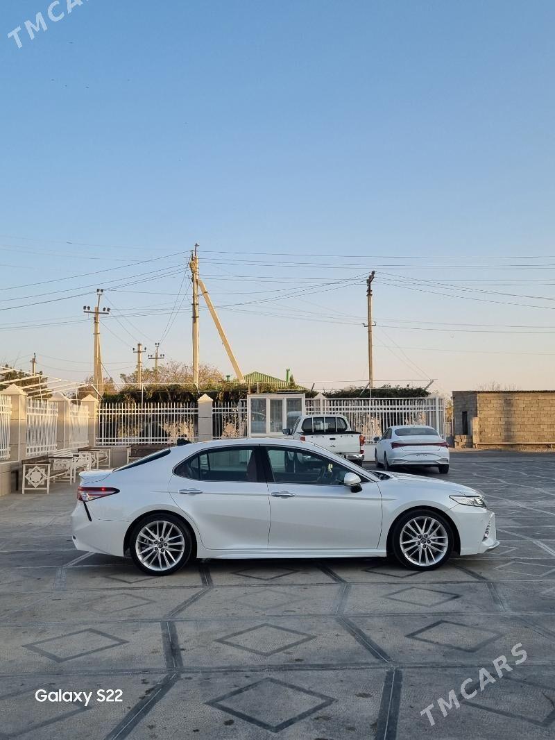 Toyota Camry 2019 - 355 000 TMT - Aşgabat - img 5