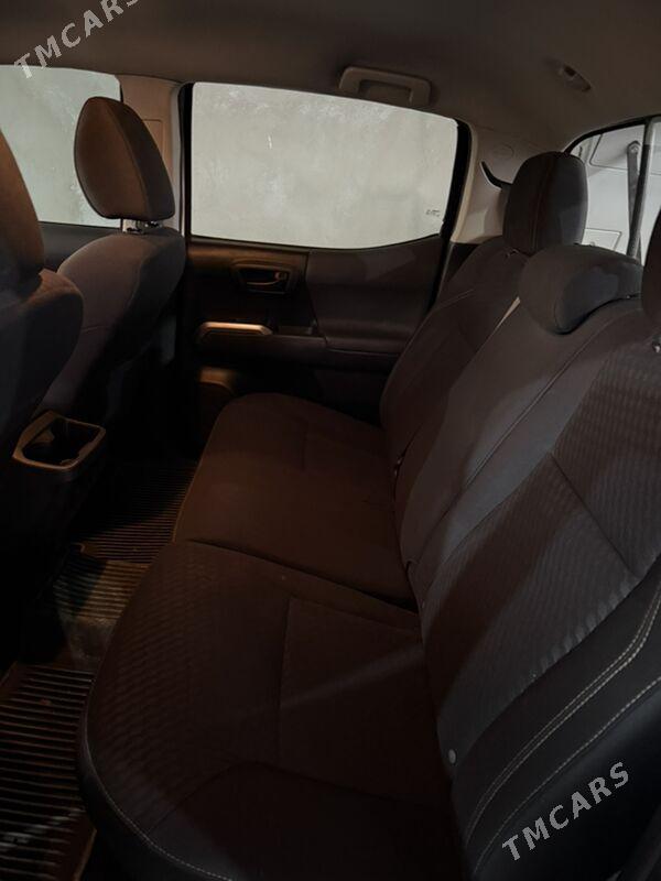 Toyota Tacoma 2023 - 500 000 TMT - Mary - img 4