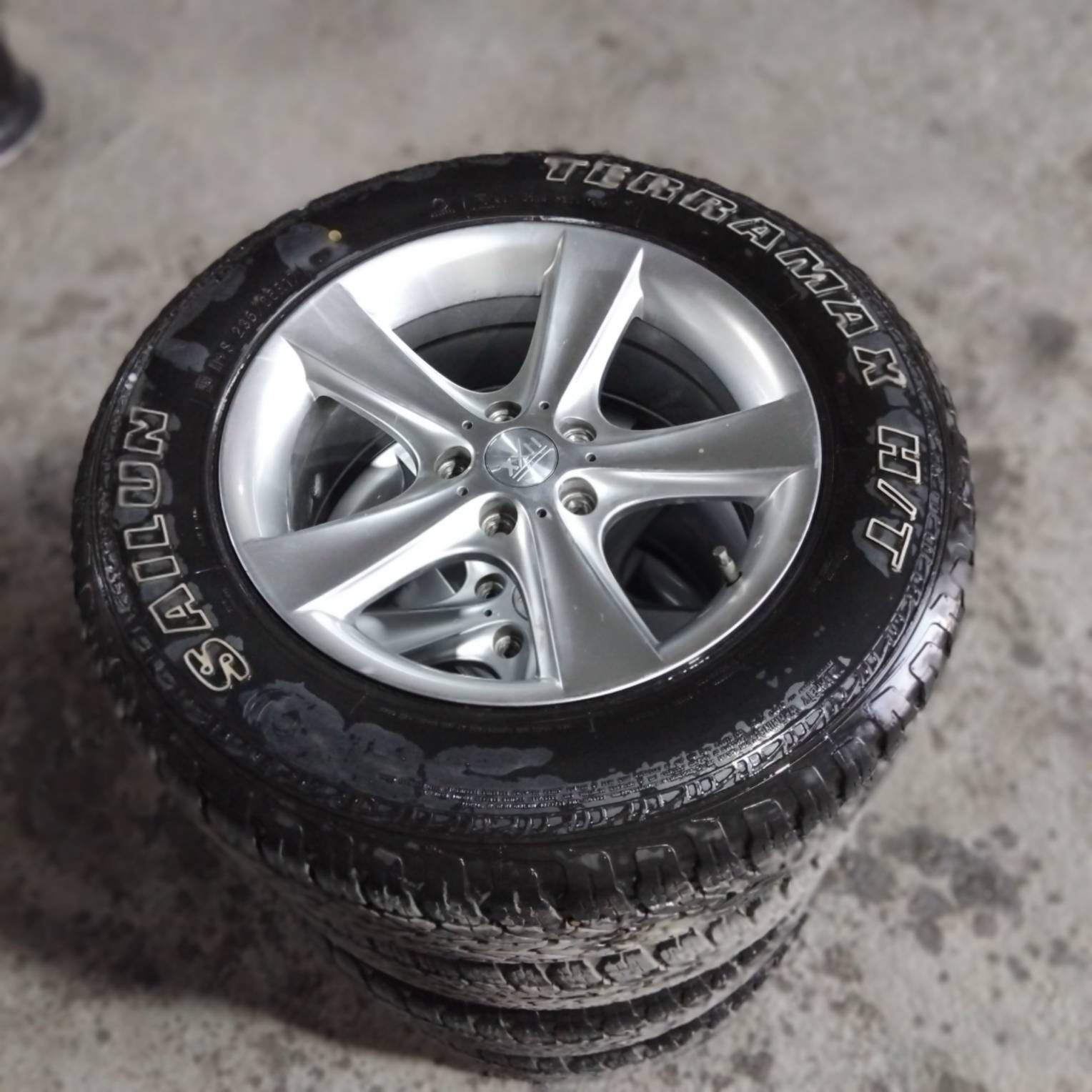 235 65 17 SIENNA 5 000 TMT - Байрамали - img 6