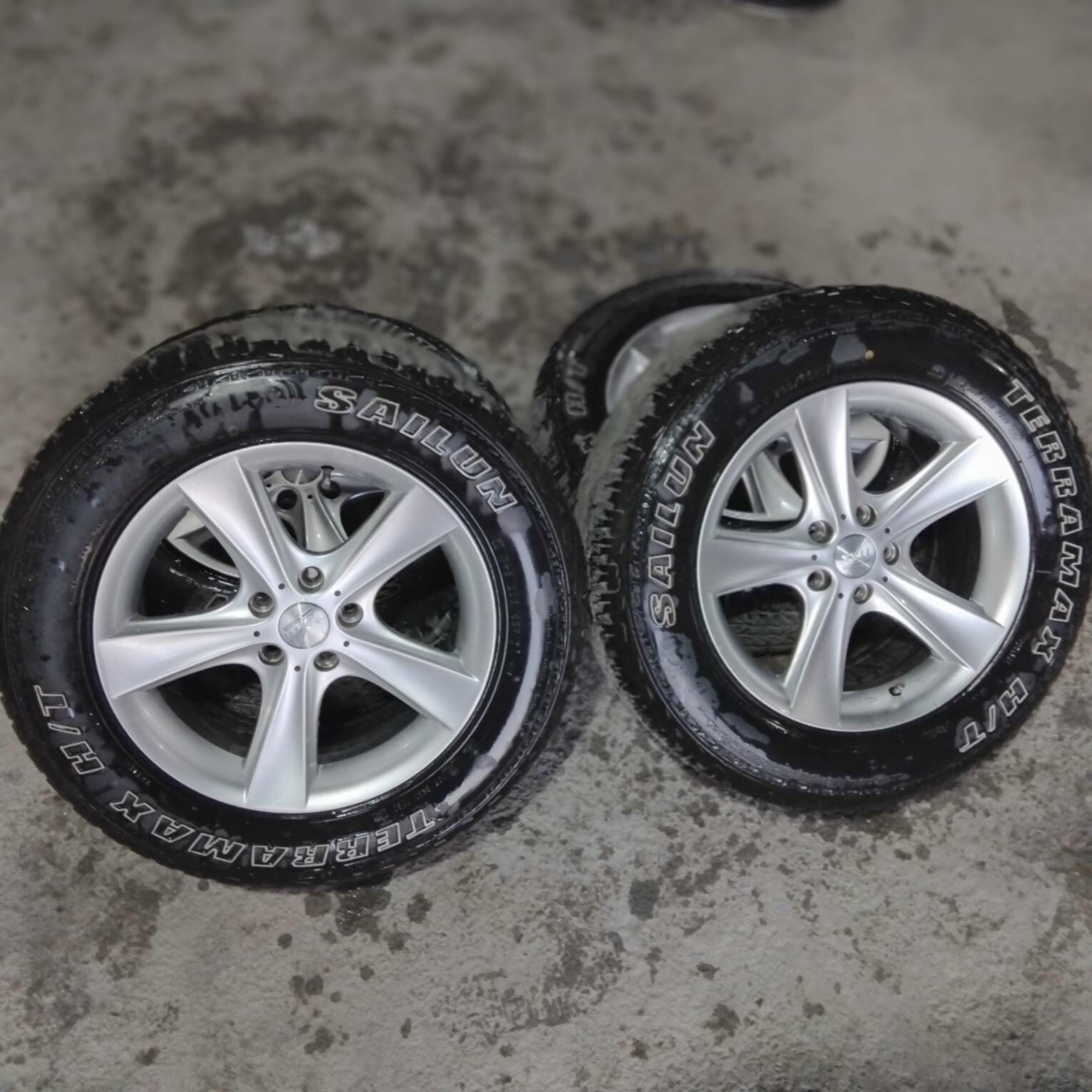 235 65 17 SIENNA 5 000 TMT - Байрамали - img 3