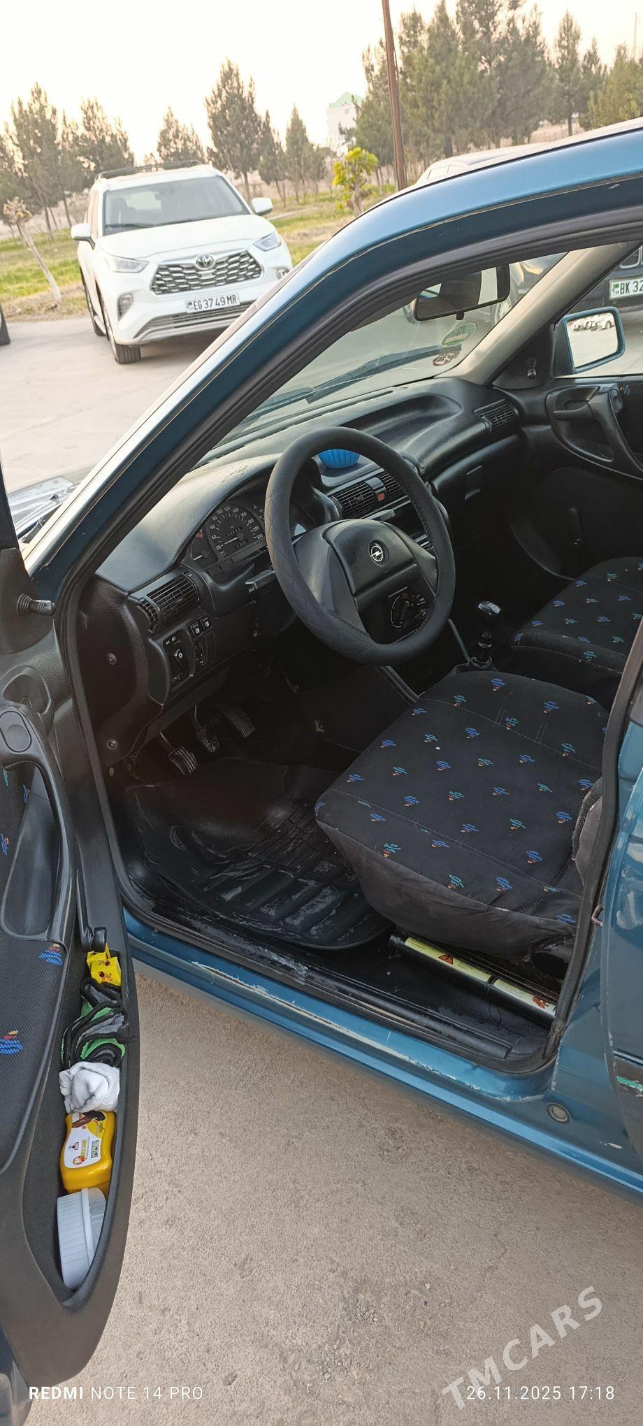 Opel Astra 1993 - 70 000 TMT - Мары - img 5