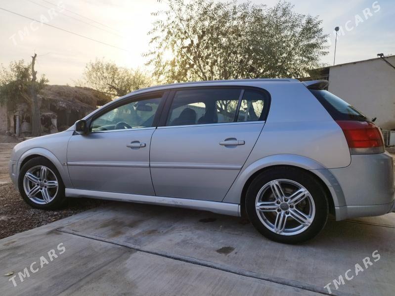 Opel Signum 2004 - 90 000 TMT - Губадаг - img 3