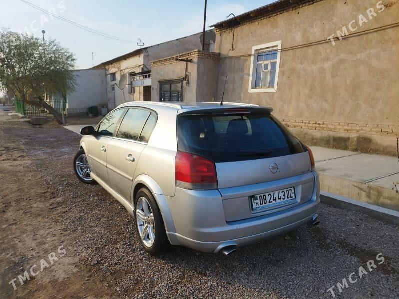 Opel Signum 2004 - 90 000 TMT - Губадаг - img 6