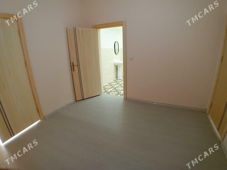   Arenda Elitga jay - Mary - img 4