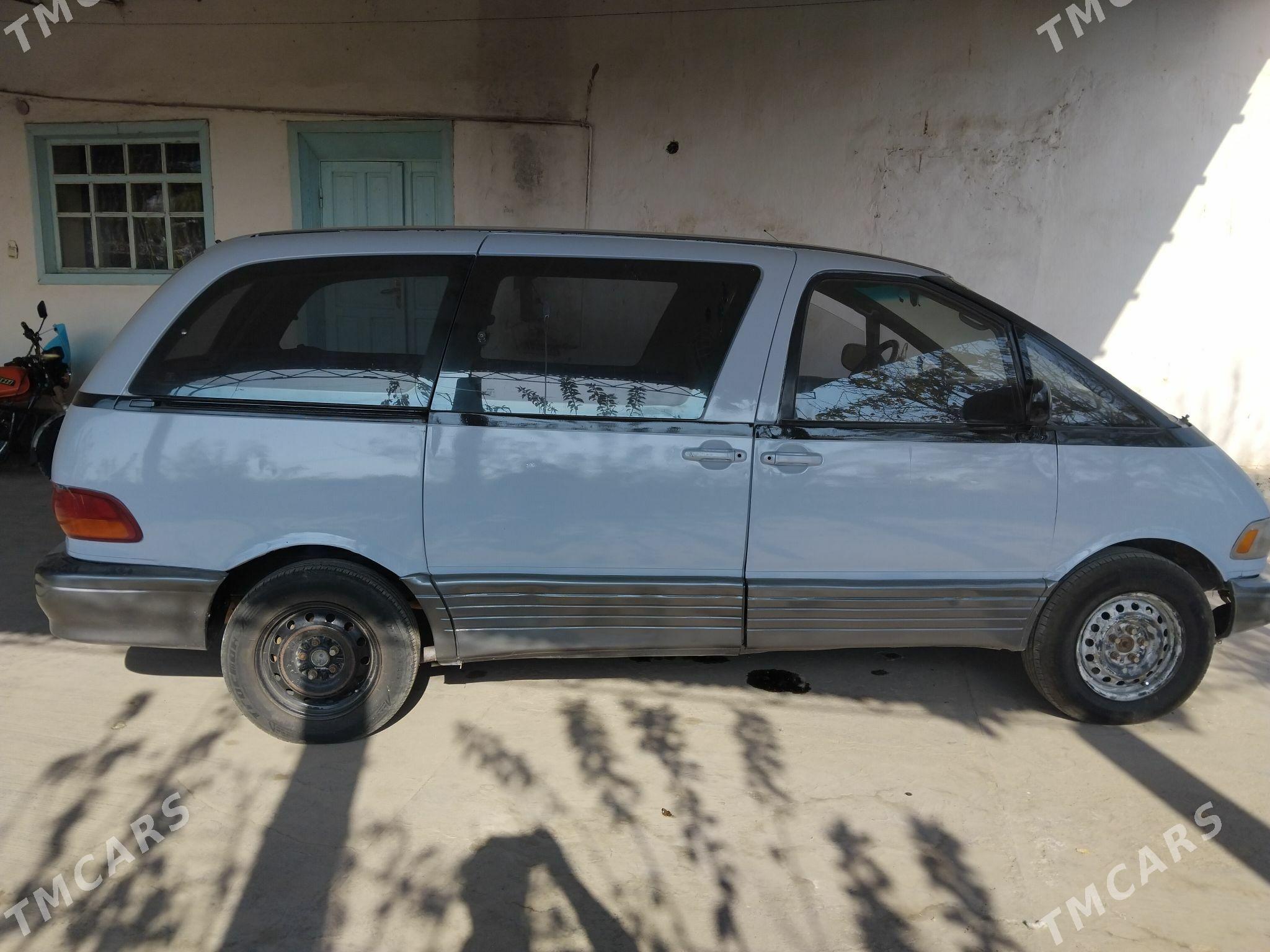 Toyota Previa 1995 - 60 000 TMT - Достлук - img 3