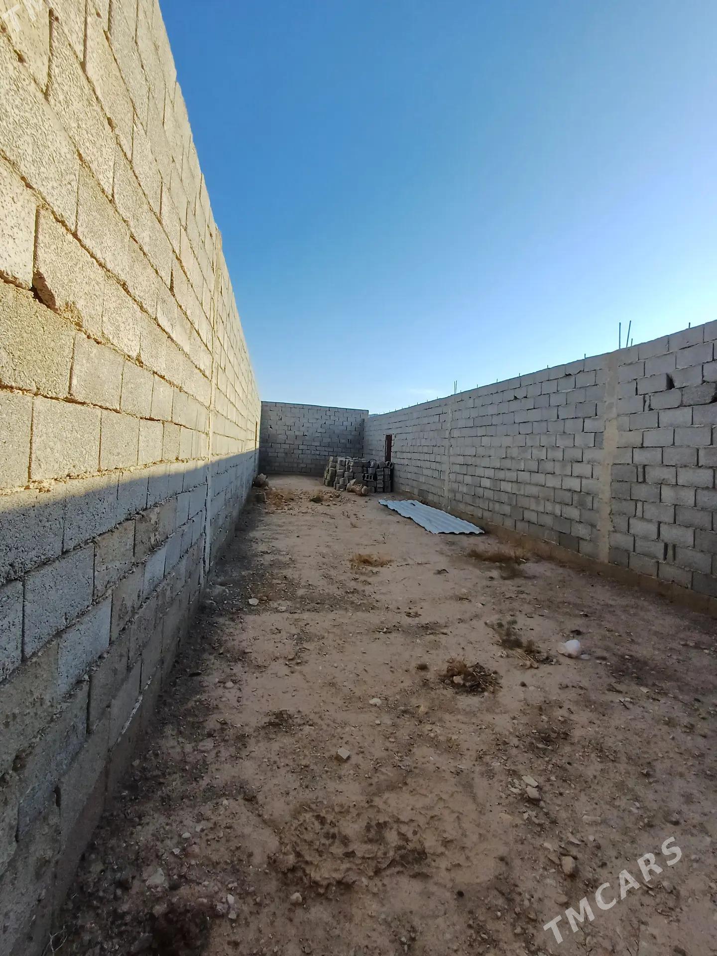 Satlyk 2 nji dacha - Balkanabat - img 4