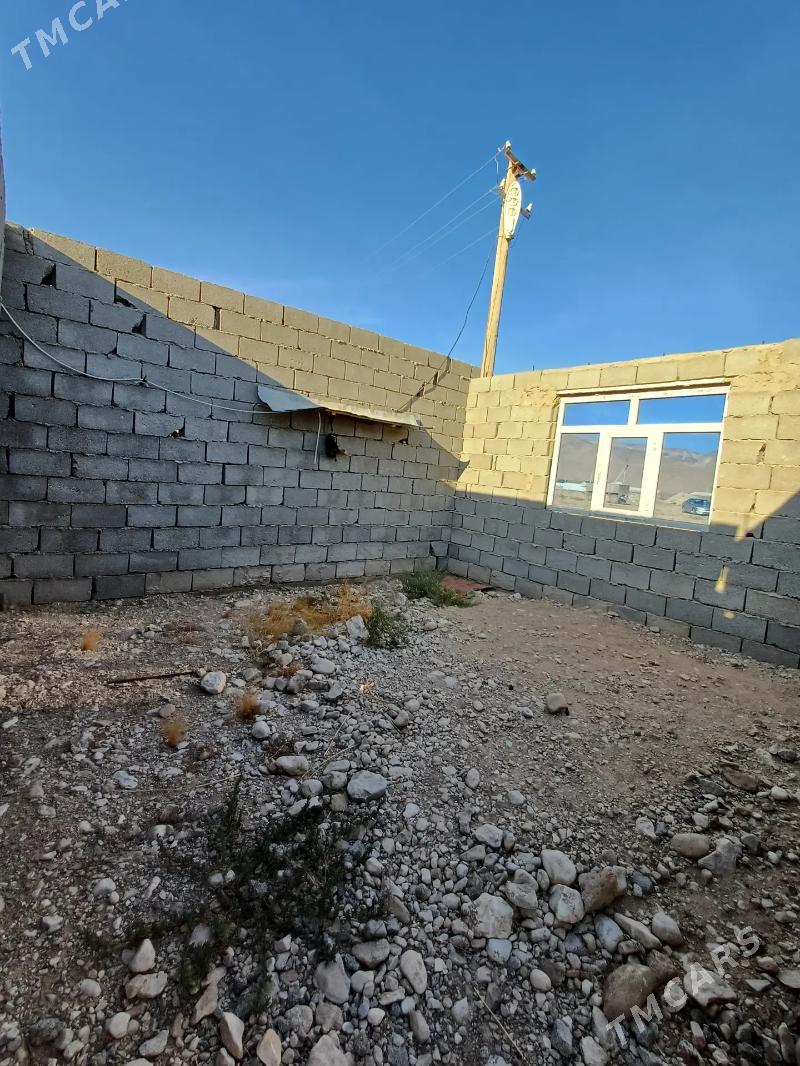 Satlyk 2 nji dacha - Balkanabat - img 5