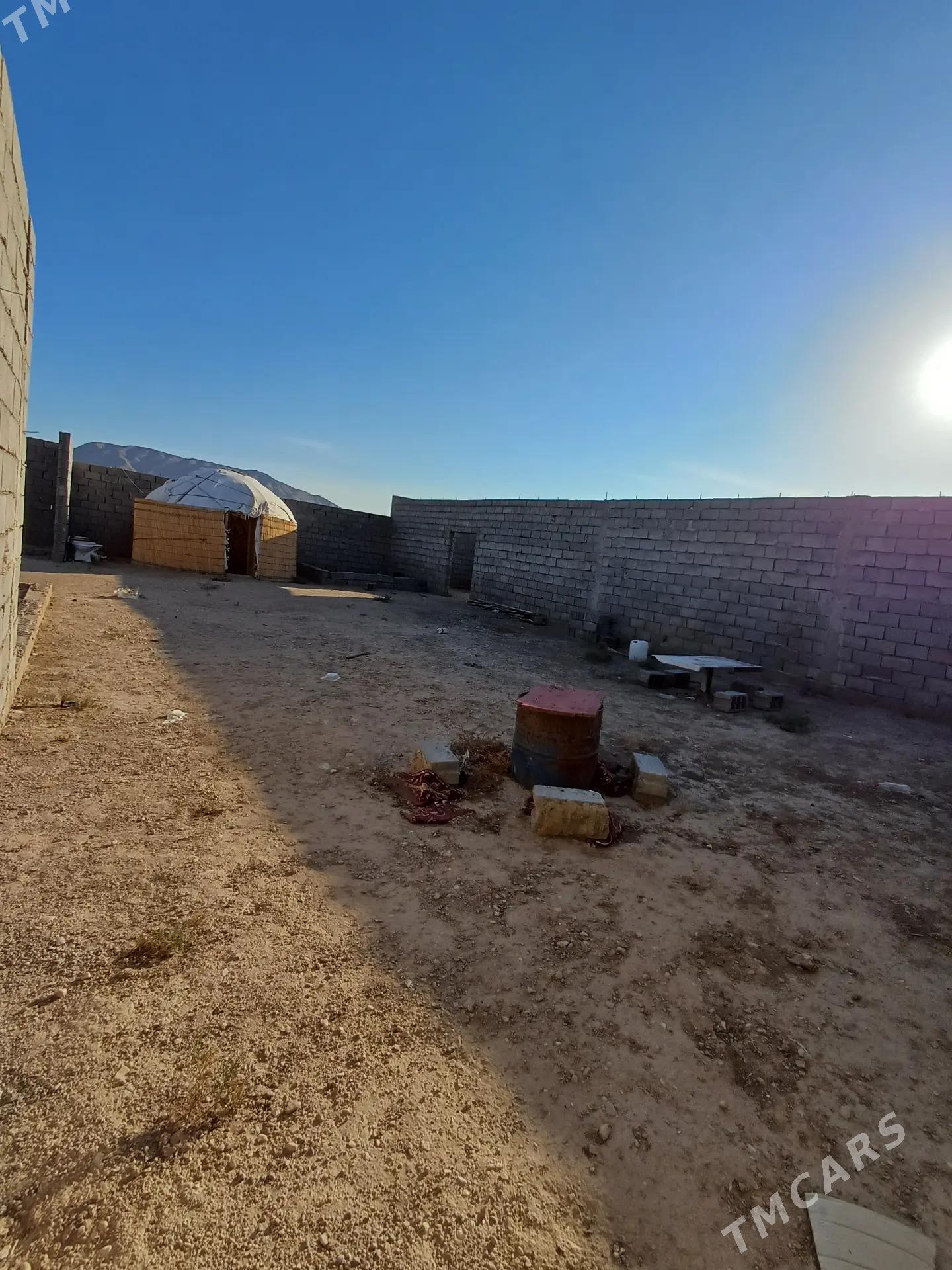 Satlyk 2 nji dacha - Balkanabat - img 3