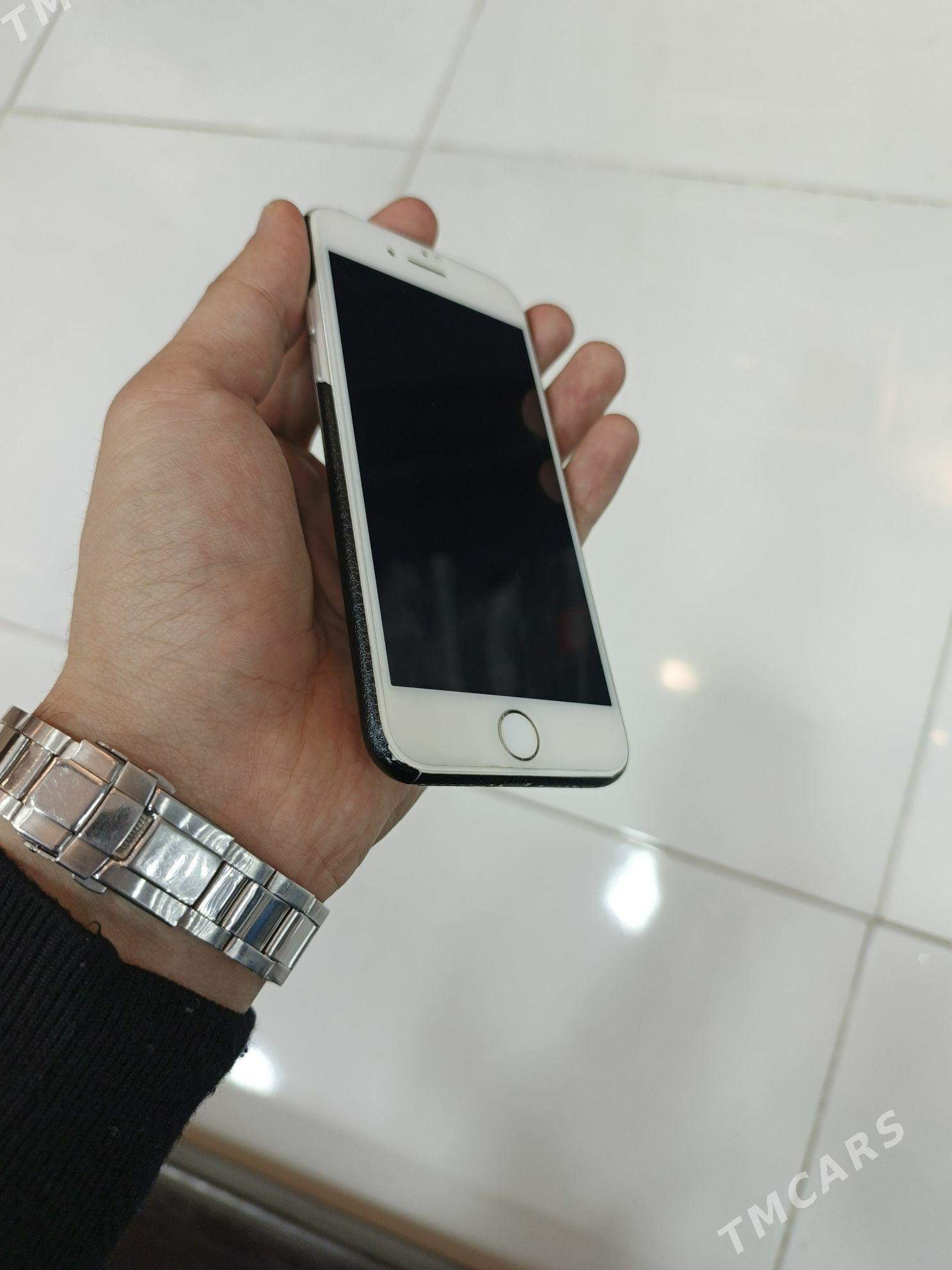 iPhone 7 - 1 mkr - img 3