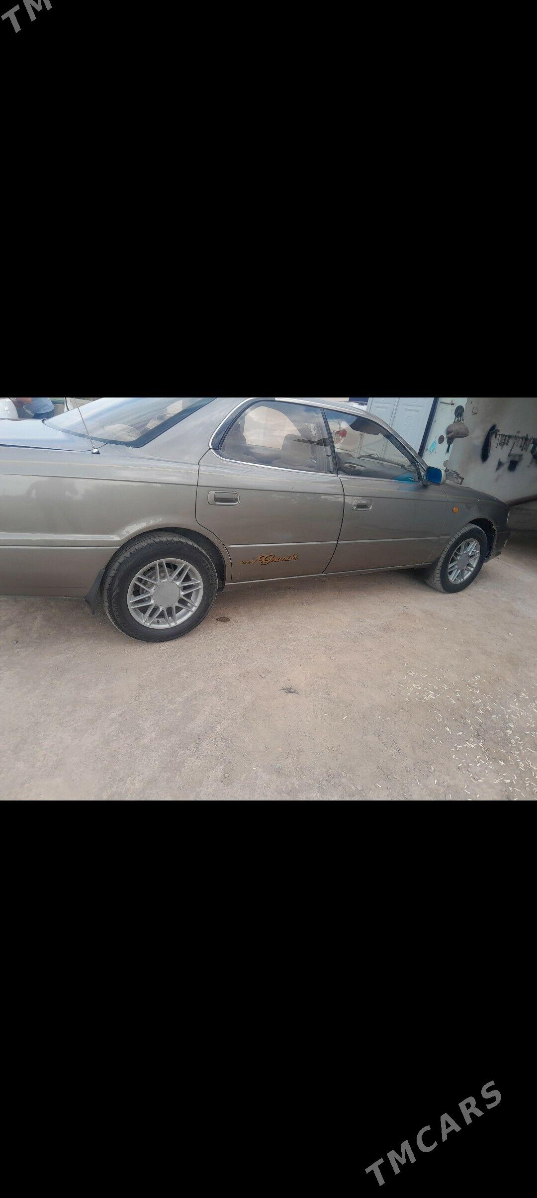 Toyota Vista 1995 - 70 000 TMT - етр. Туркменбаши - img 2